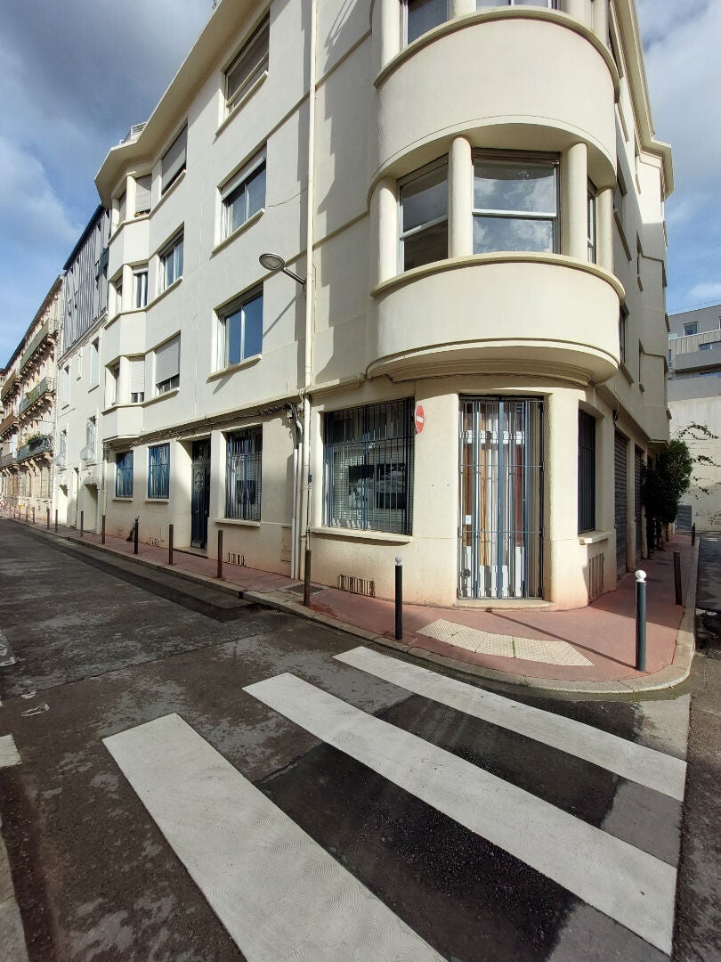 Flat Rue du Faubourg Saint Jaumes in Montpellier