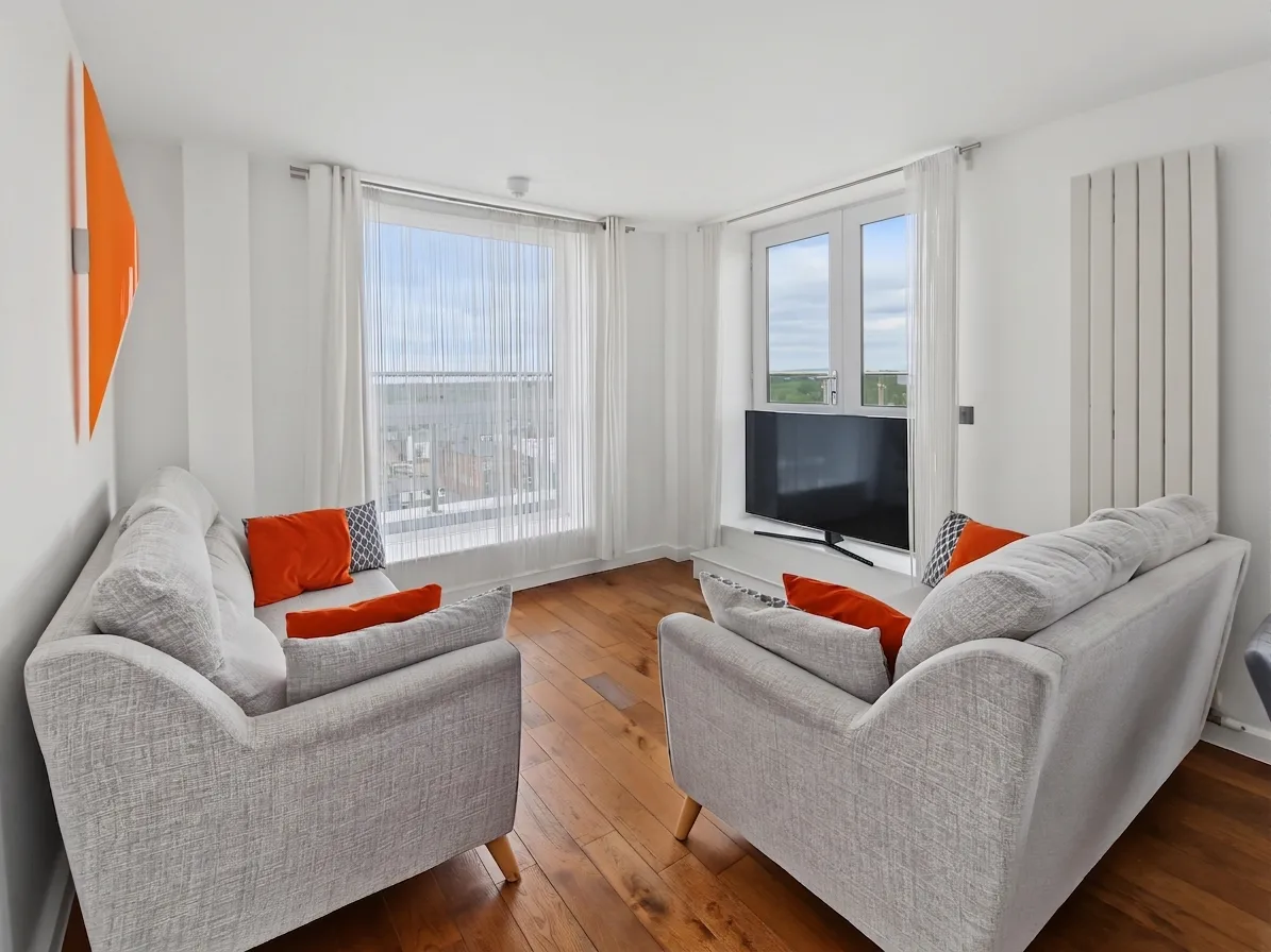 Flat Fairfax Road in Prestwich