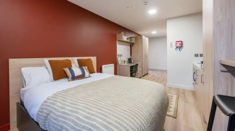 Flat Haymarket Yards in City of Edinburgh