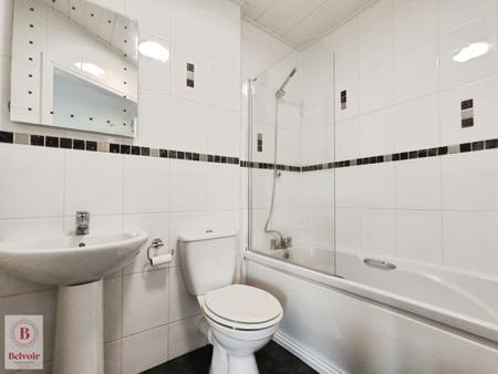 Flat Sycamore Close in Padiham