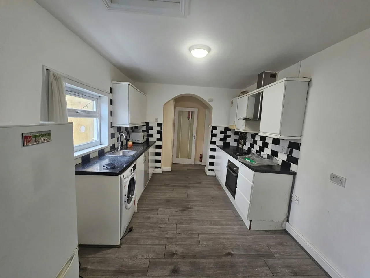 Flat Plashet Road in Greater London