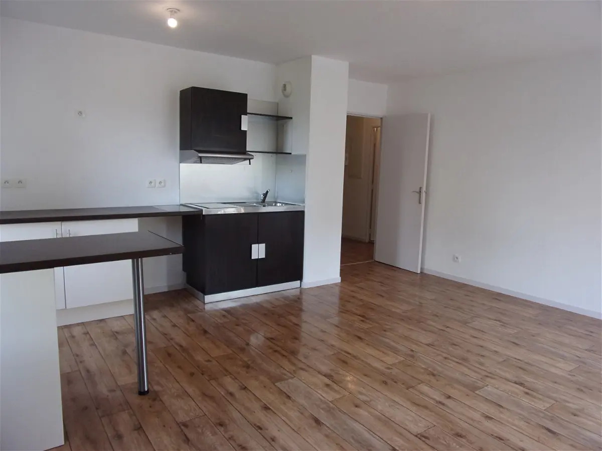 Appartement Avenue de la Gare de l'Est à Sens
