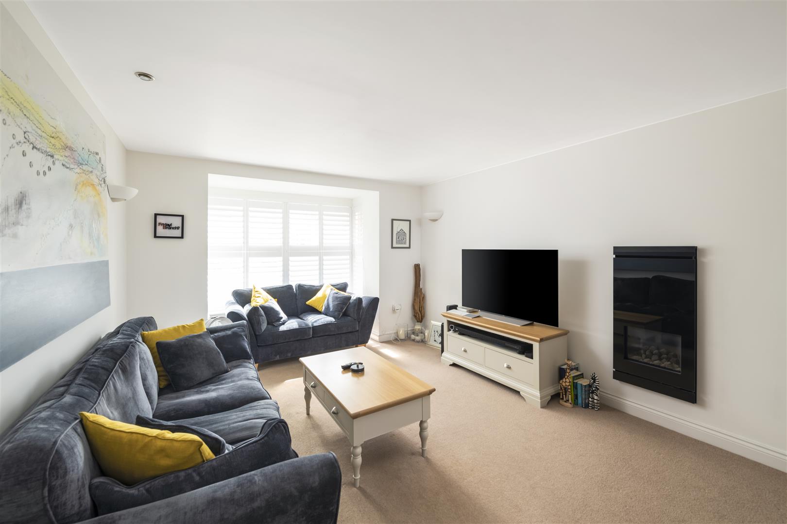 Flat Pilgrim Mews in Reigate and Banstead