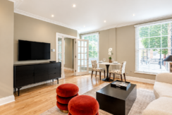 Flat Grosvenor Hill in City of Westminster