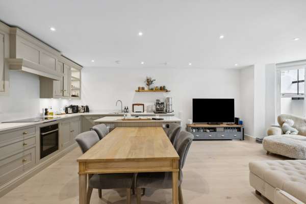 Flat Lexham Gardens in Greater London