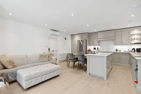Flat Lexham Gardens in Greater London