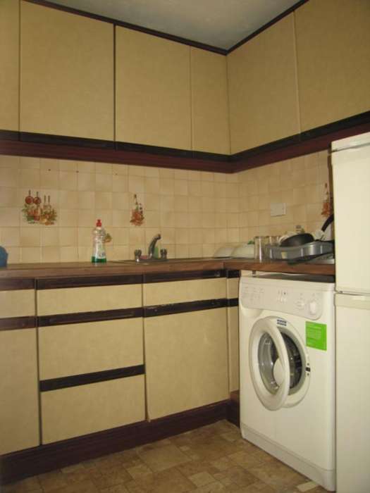 Flat Springfield Close in Greater London