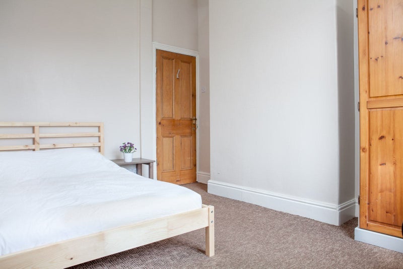 Room Forest Range in Manchester