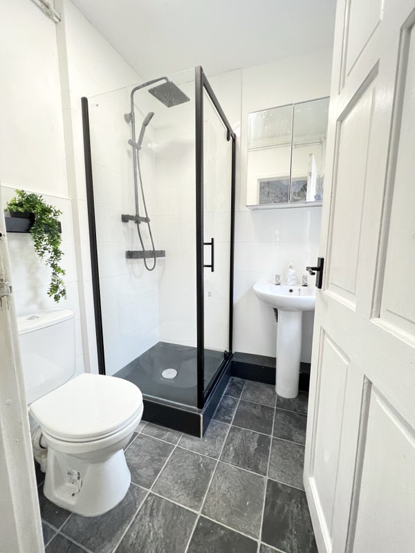 Room Arnside Street in Manchester
