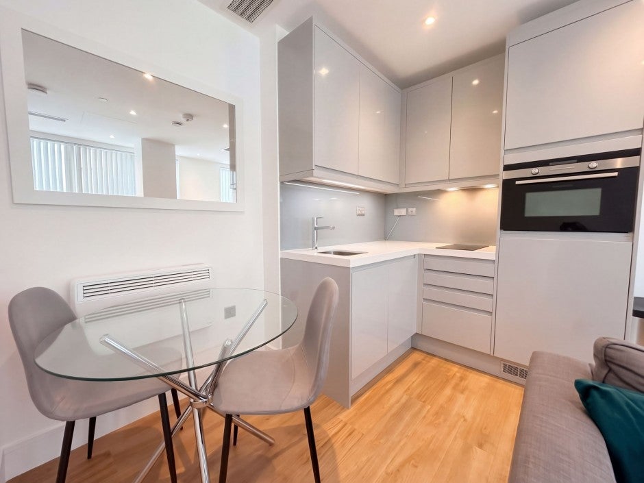 Flat West Gate in Greater London
