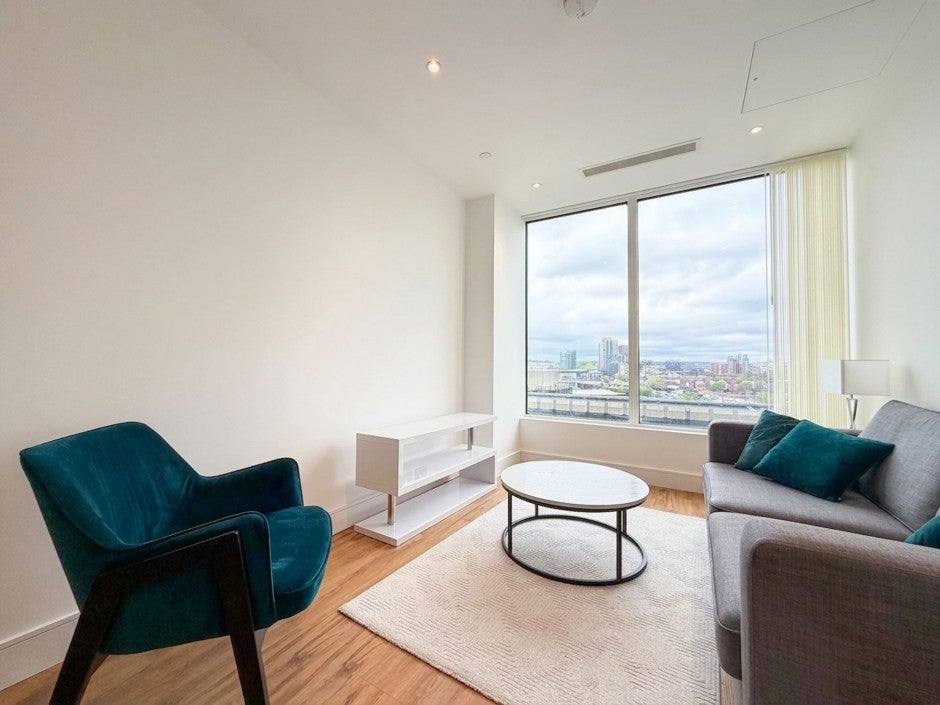 Flat West Gate in Greater London