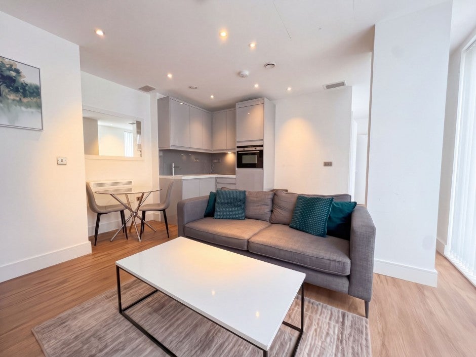 Flat West Gate in Greater London