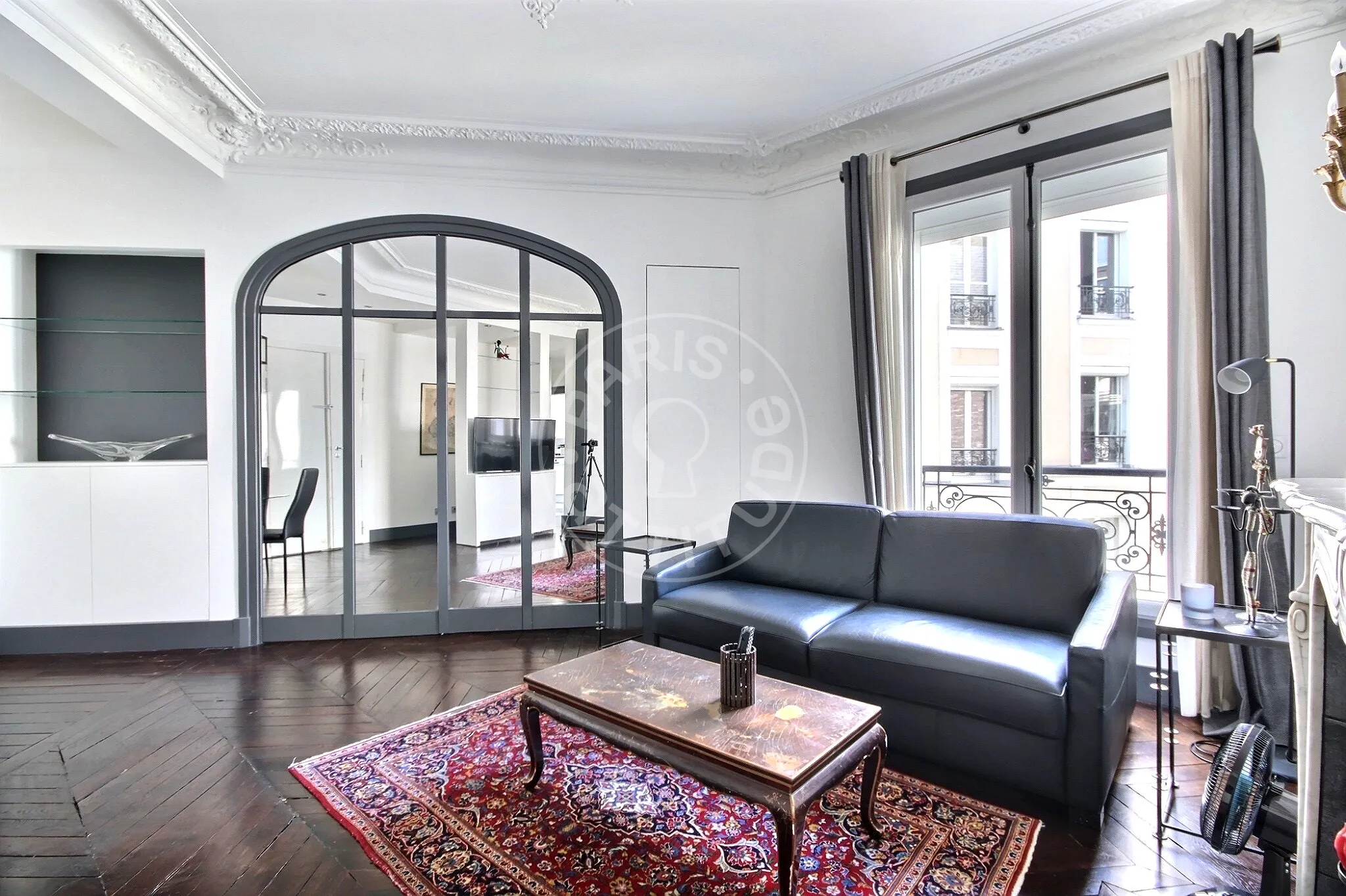 Appartement Rue du Commandant Rivière à Paris