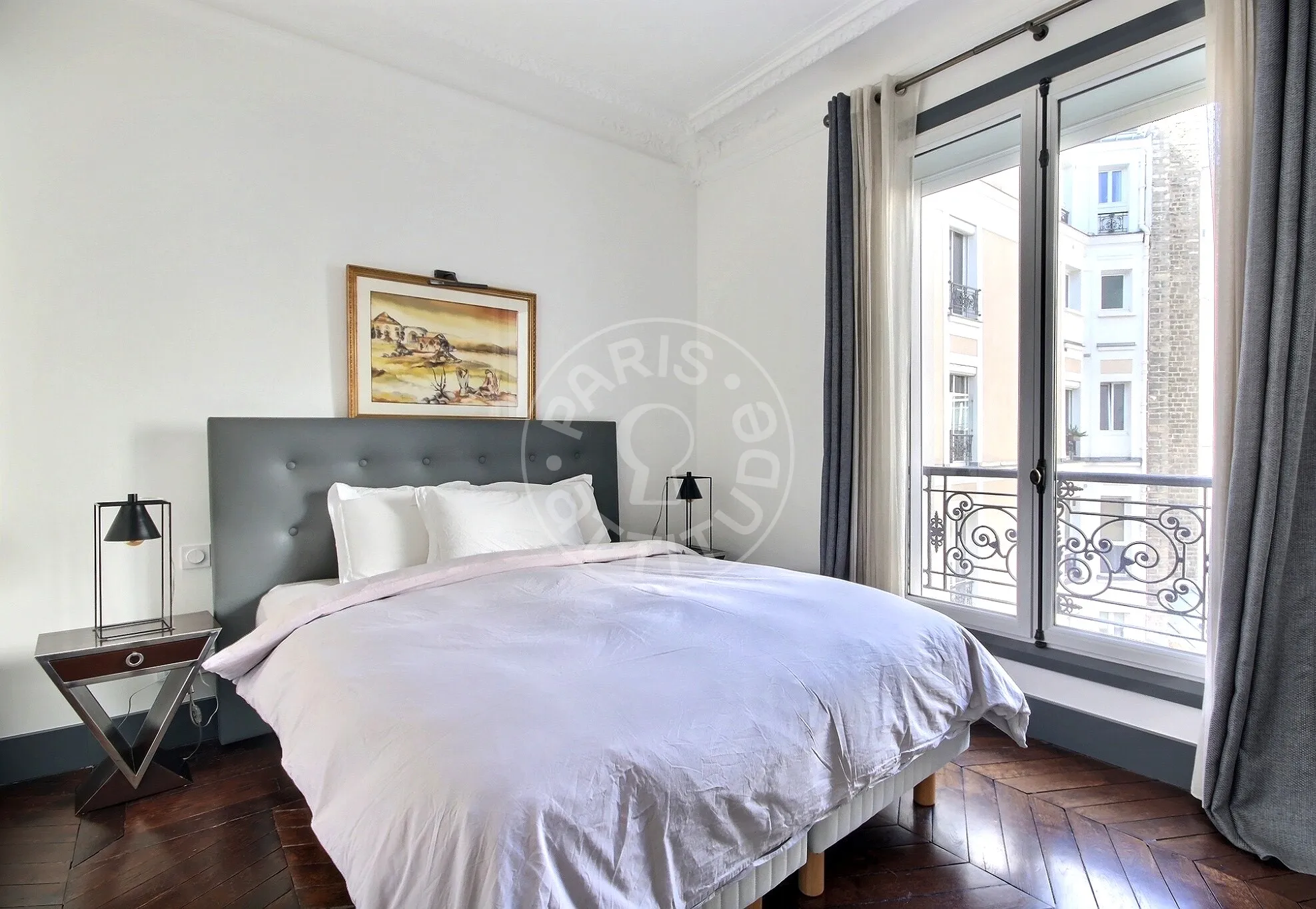 Appartement Rue du Commandant Rivière à Paris