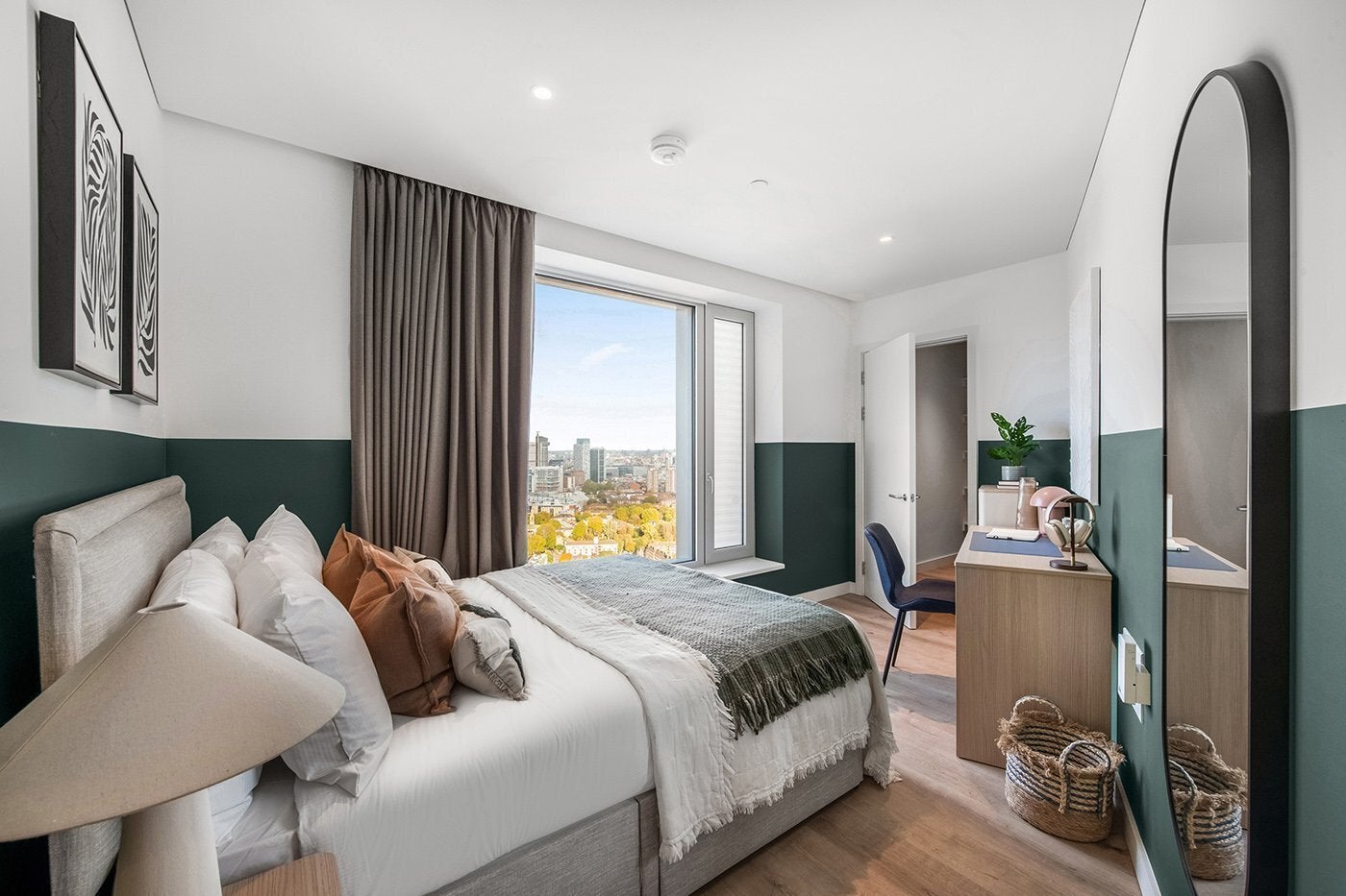 Flat Elephant and Castle in Greater London