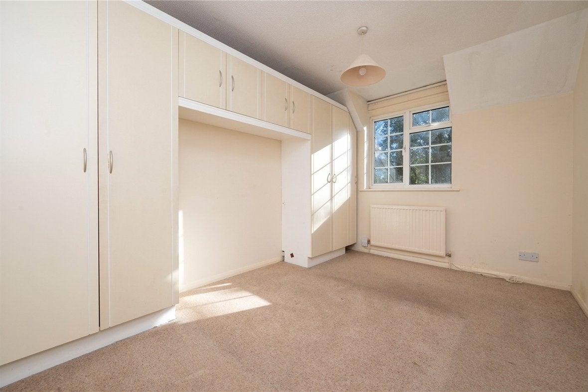 Flat Wilstone Drive in St Albans