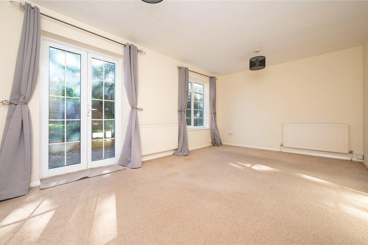 Flat Wilstone Drive in St Albans