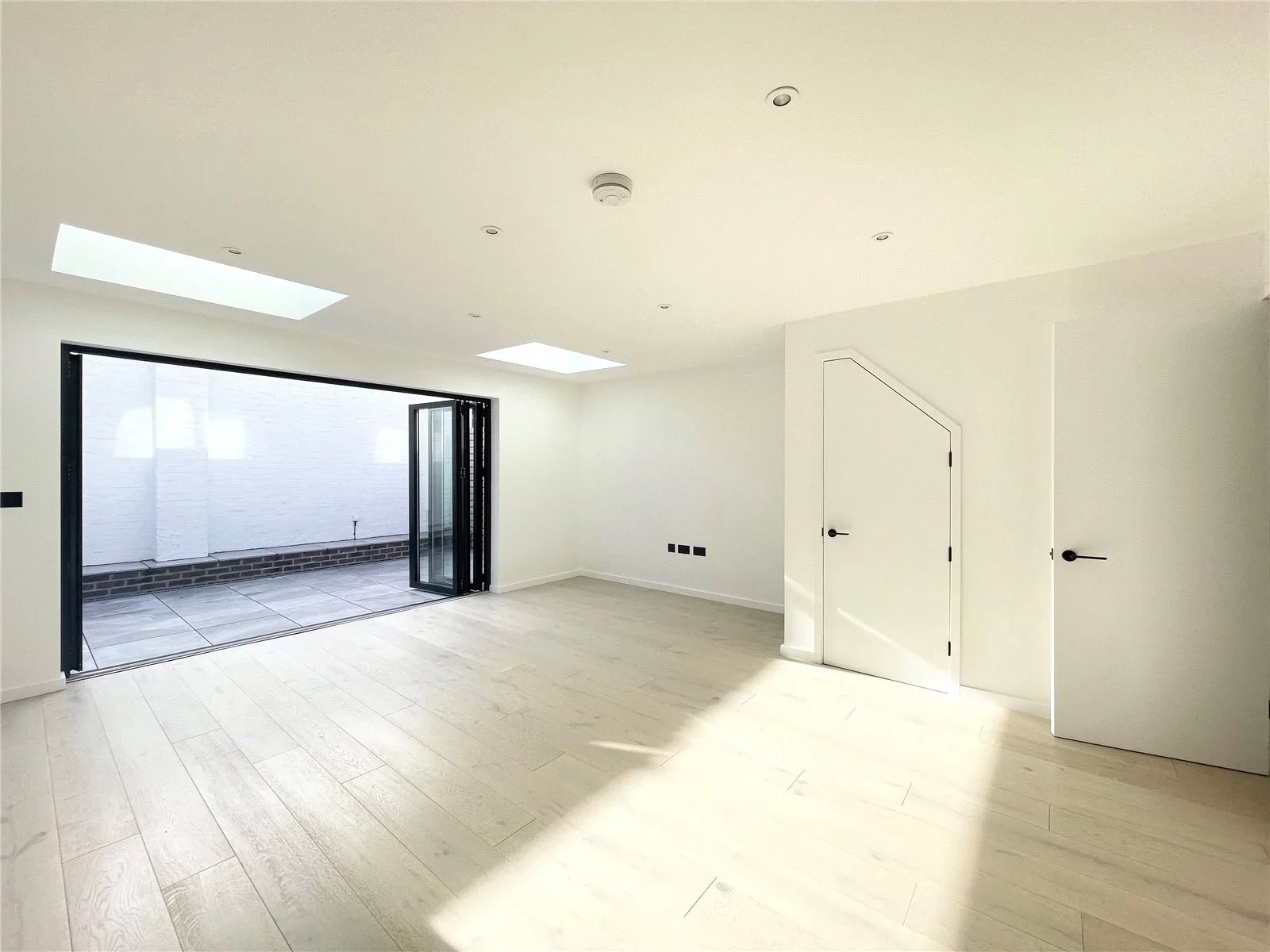 House Nursery Row in Greater London