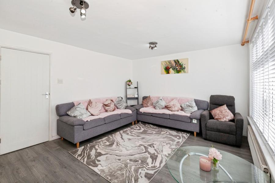 House Spackmans Way in Slough