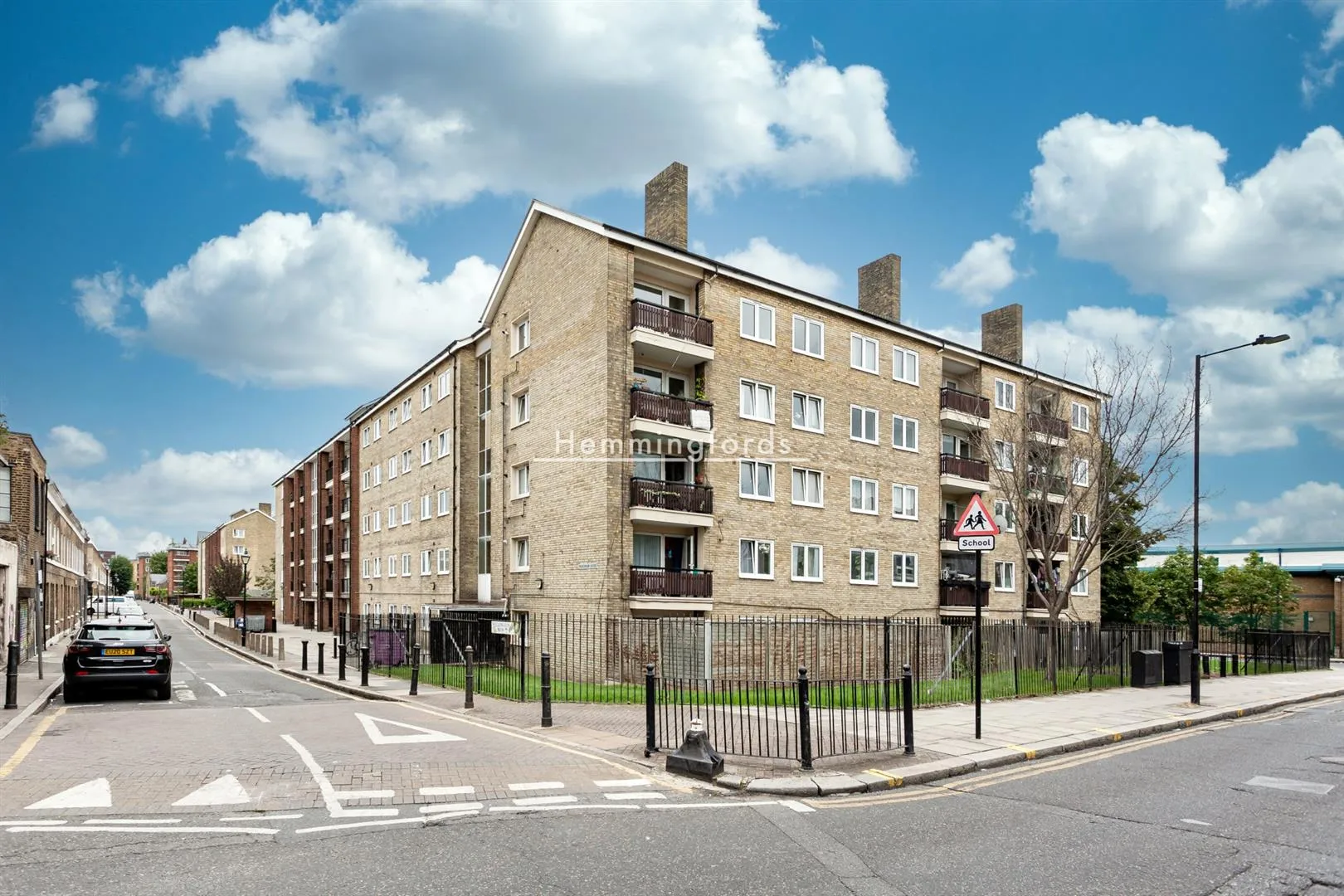 Flat Wellington Row in Greater London