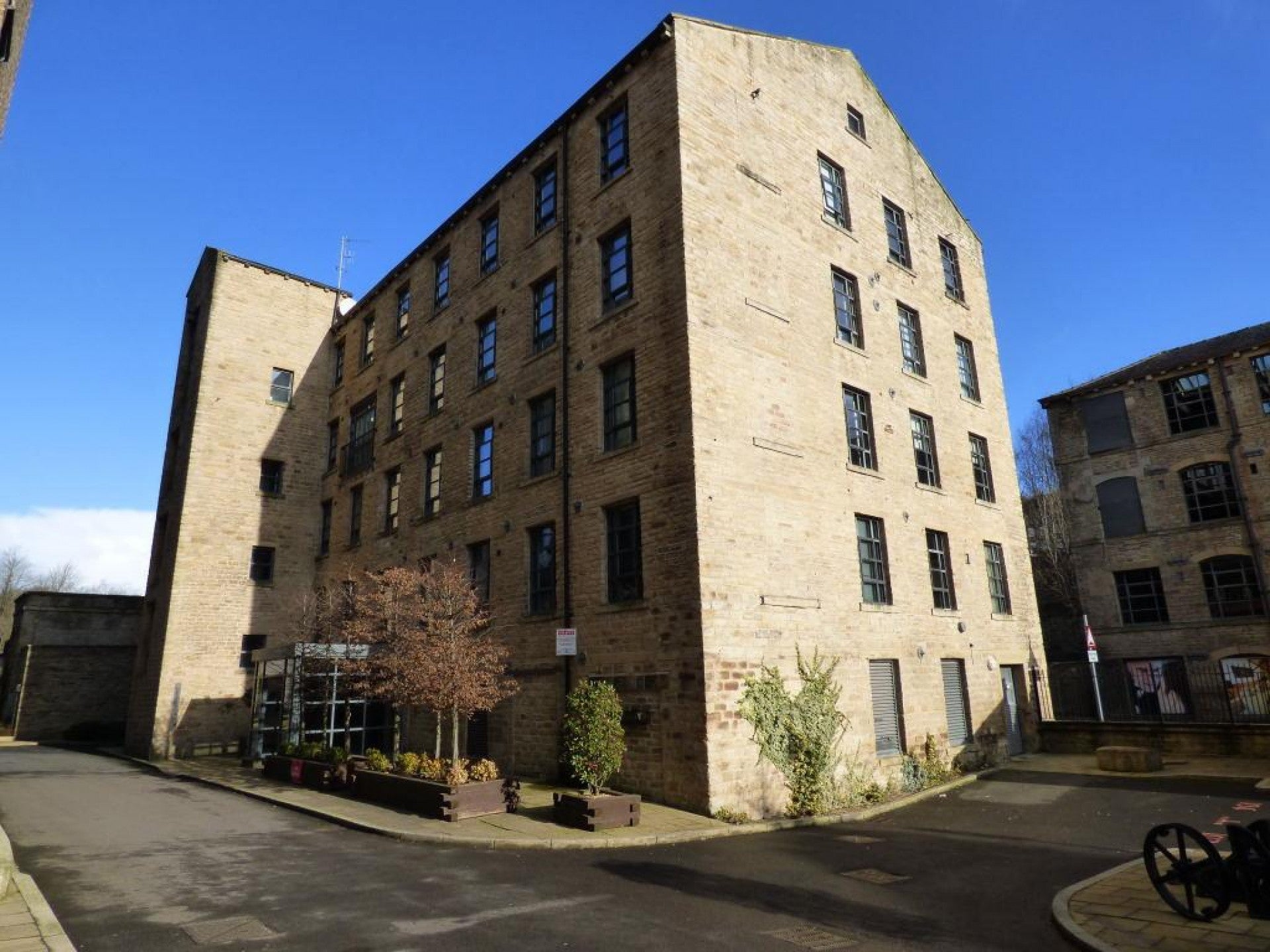 Flat Grove Street in Kirklees