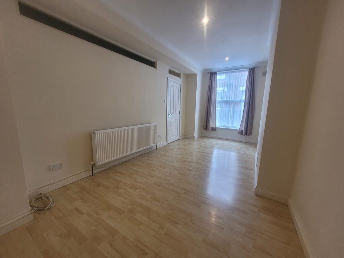 Flat Cavendish Grove in Southampton