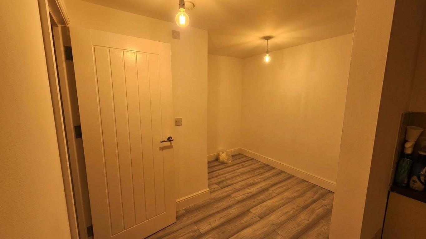 Flat King Street in Greater London