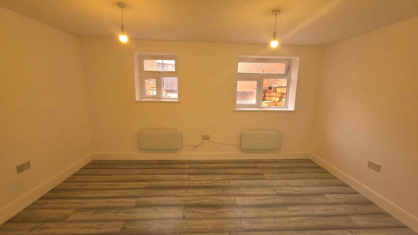 Flat King Street in Greater London