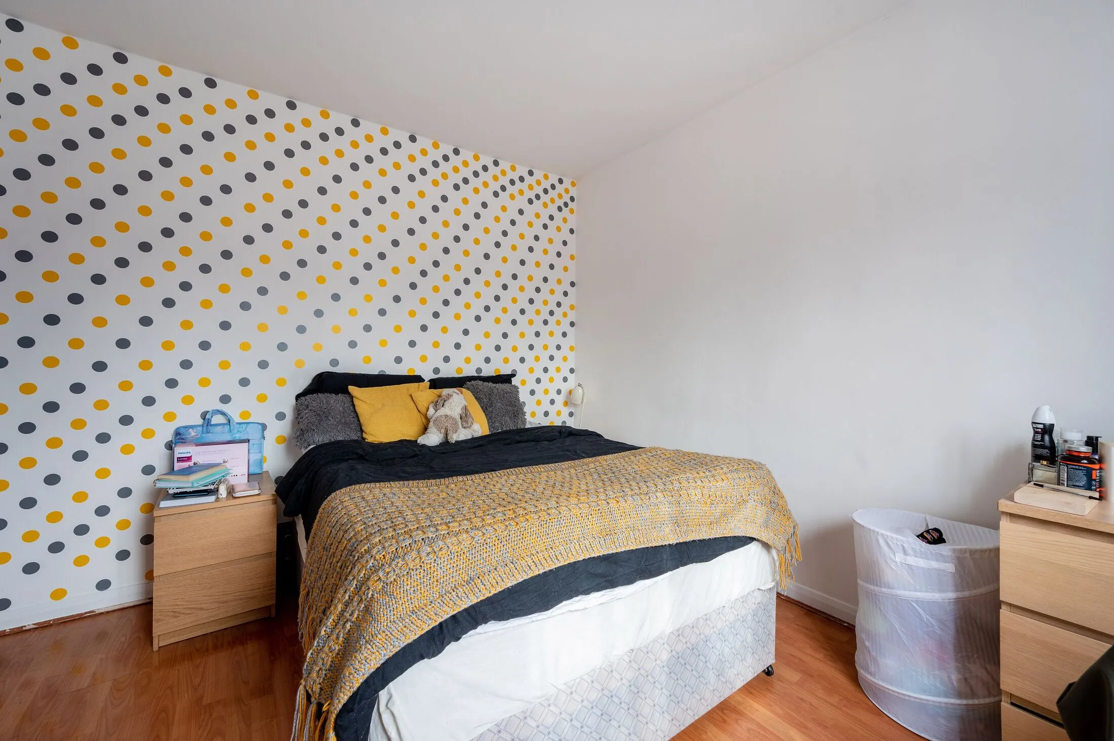 Flat Sumner Road in Greater London