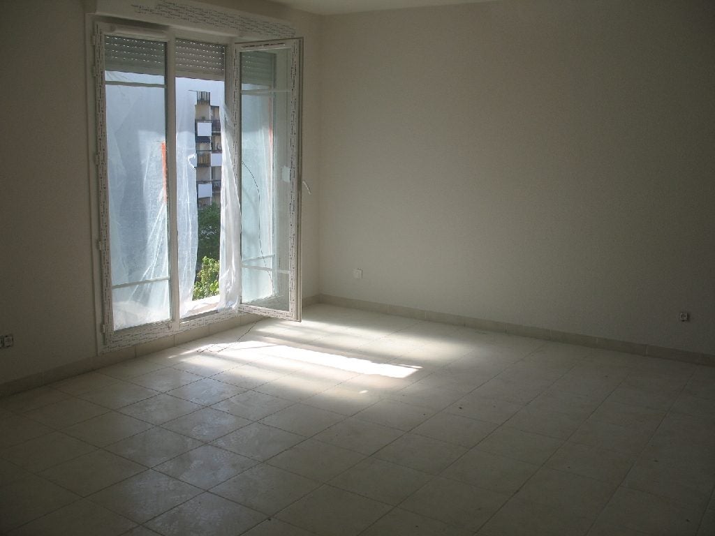 Flat Boulevard Eugène Réguillon in Villeurbanne