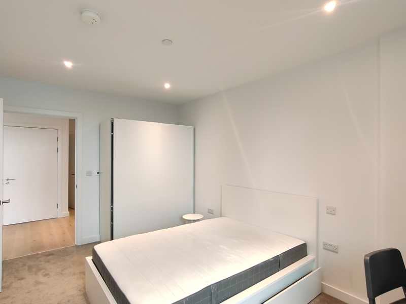 Flat Heygate Street in Greater London