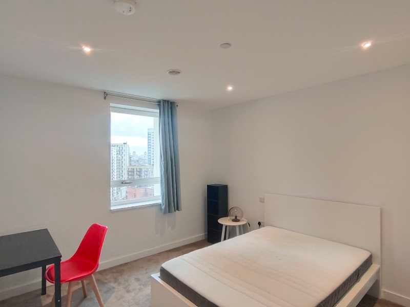 Flat Heygate Street in Greater London