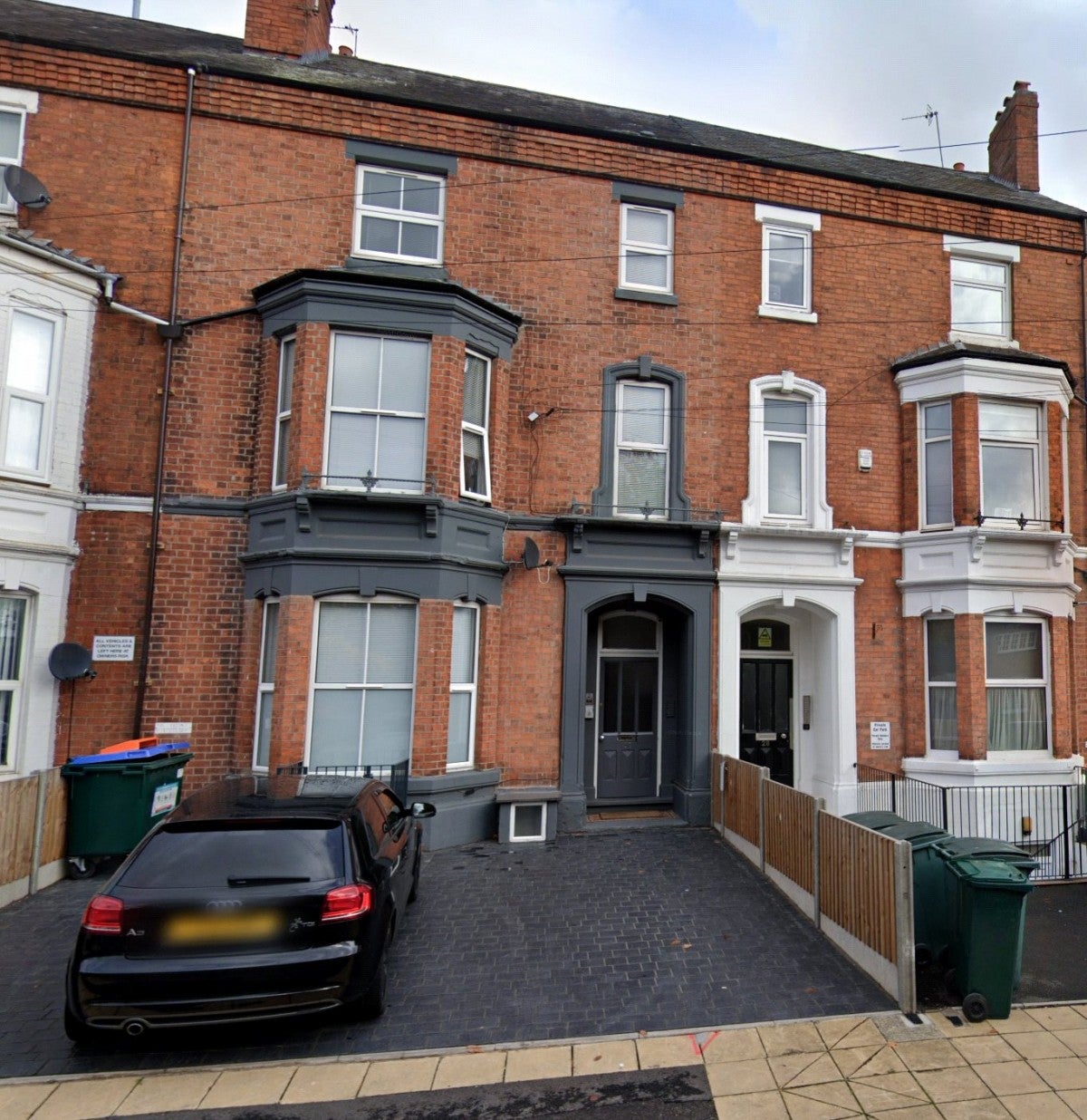 Flat Lower Holyhead Road in Coventry