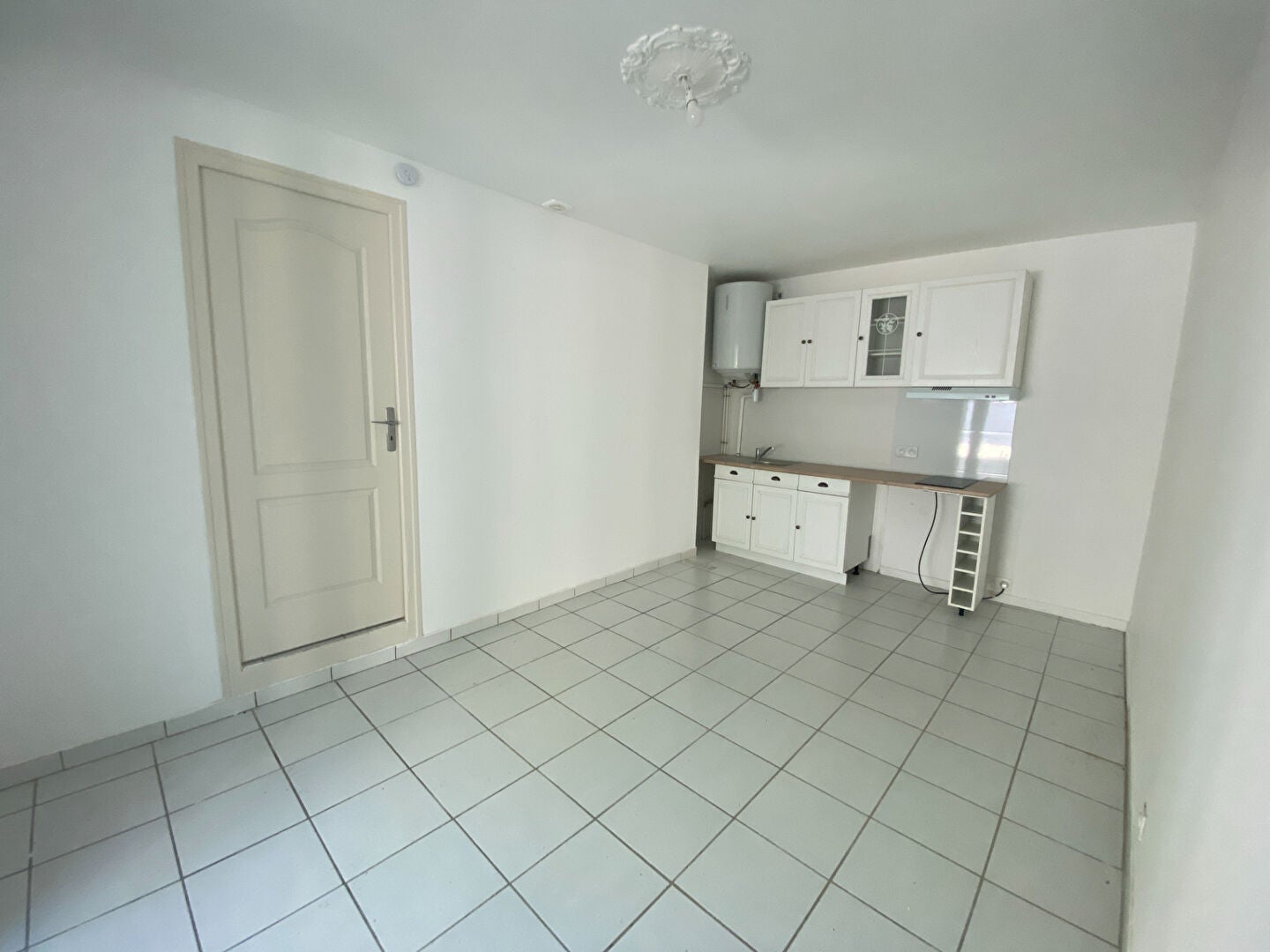 Appartement Place Léon Cassé à Corbeil-Essonnes