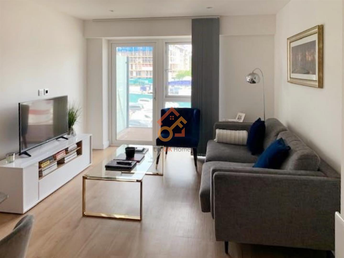 Flat Caversham Road in Greater London
