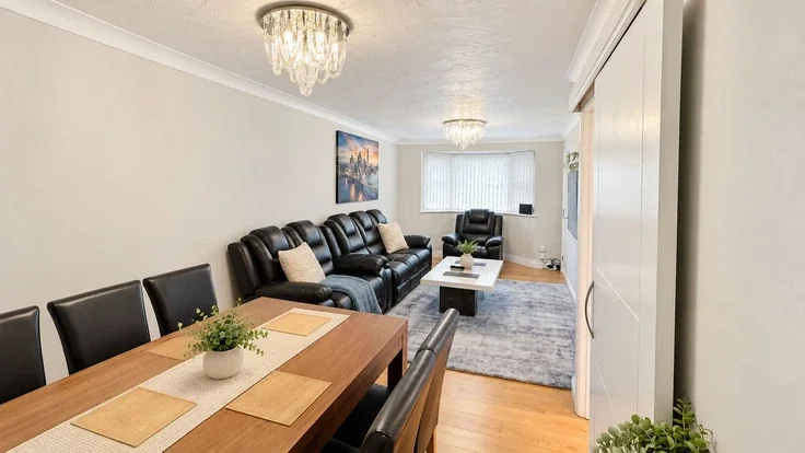 House Palmers Drive in Cardiff