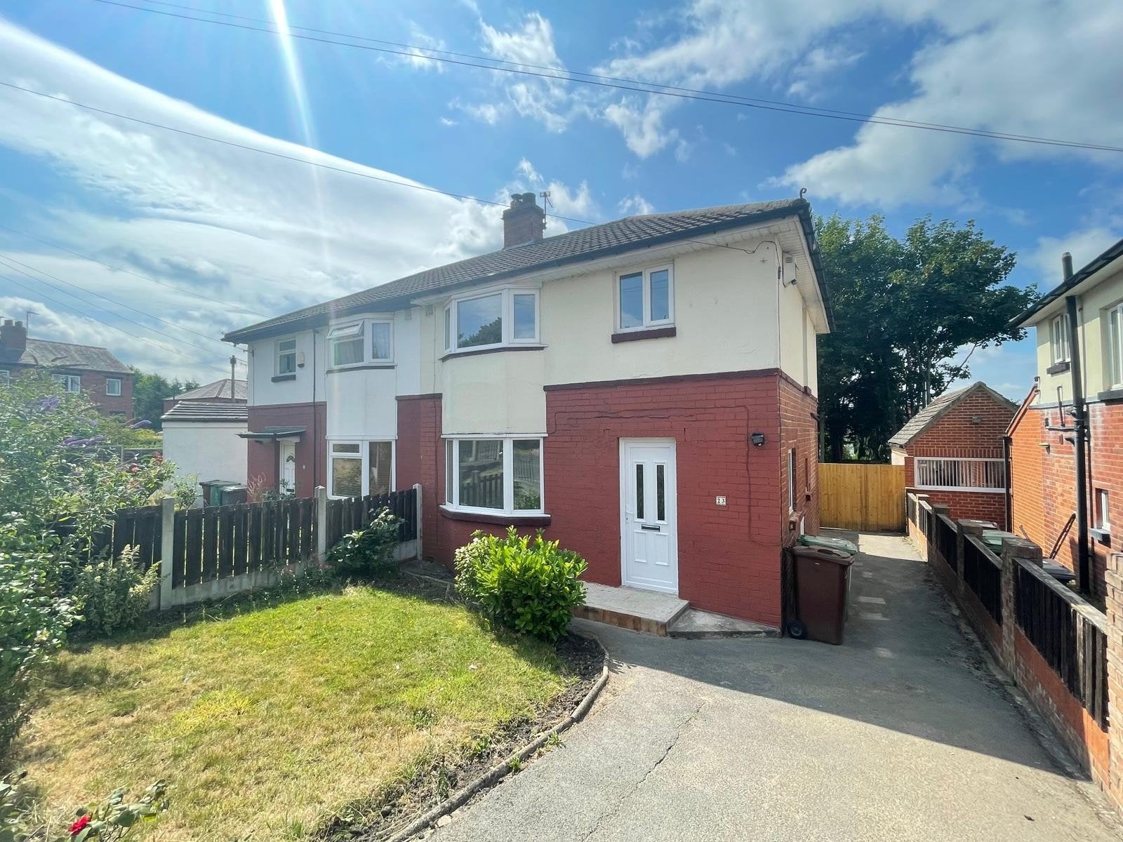 House Argie Avenue in Leeds