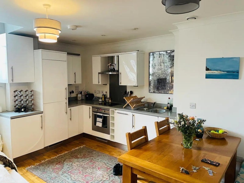 Flat Croxted Road in Greater London