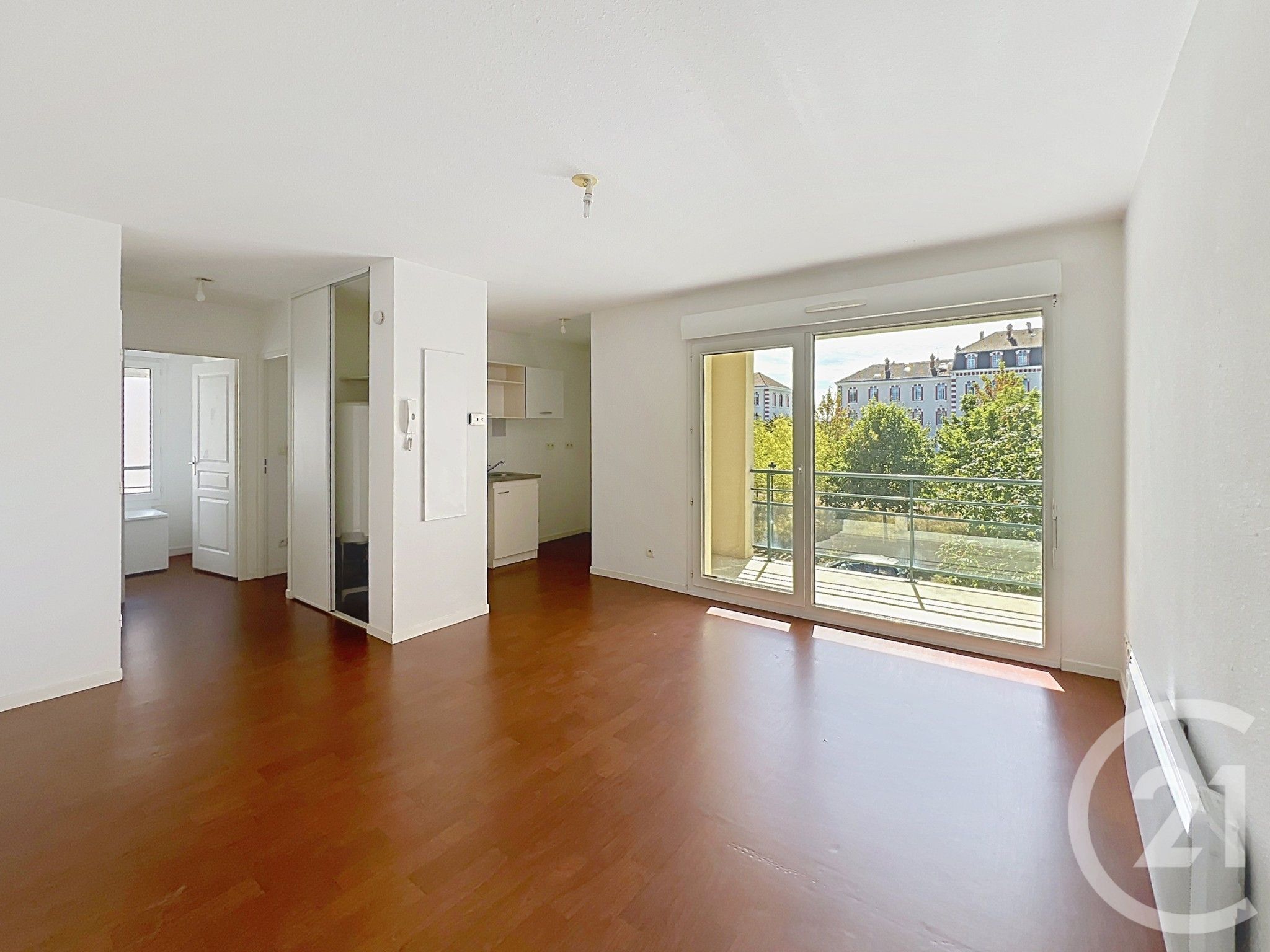 Flat Route d'Epernay in Fismes