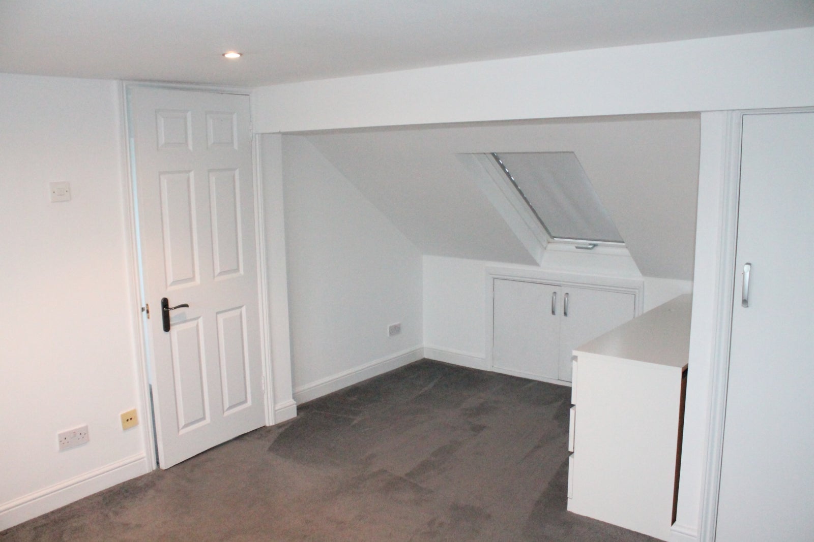 House Orpington Gardens in Greater London