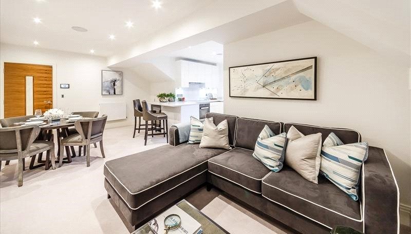Flat Rainville Road in Greater London