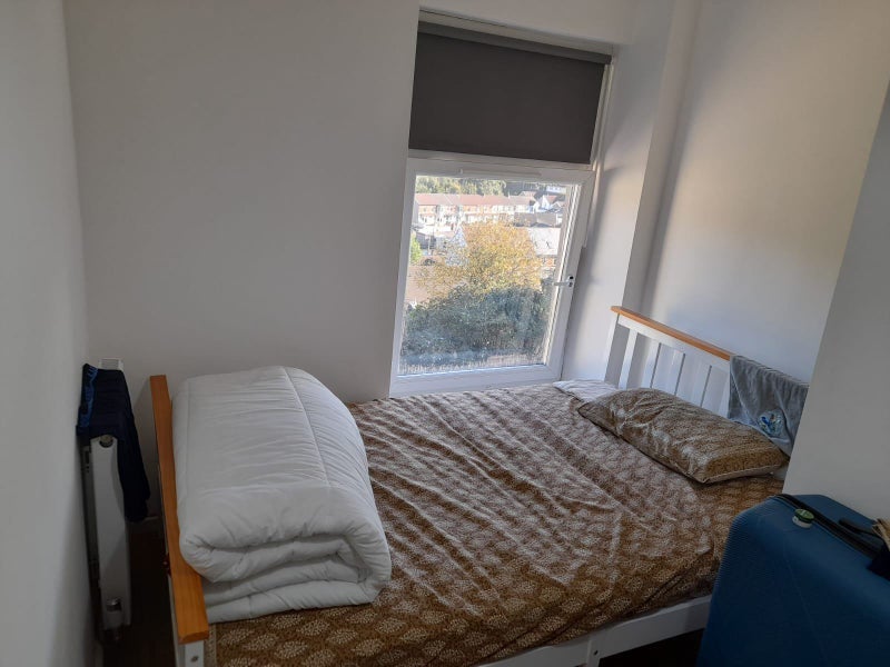 Room Wood Road in Pontypridd