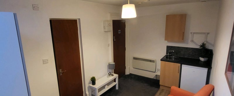 Room Comberton Road in Wyre Forest