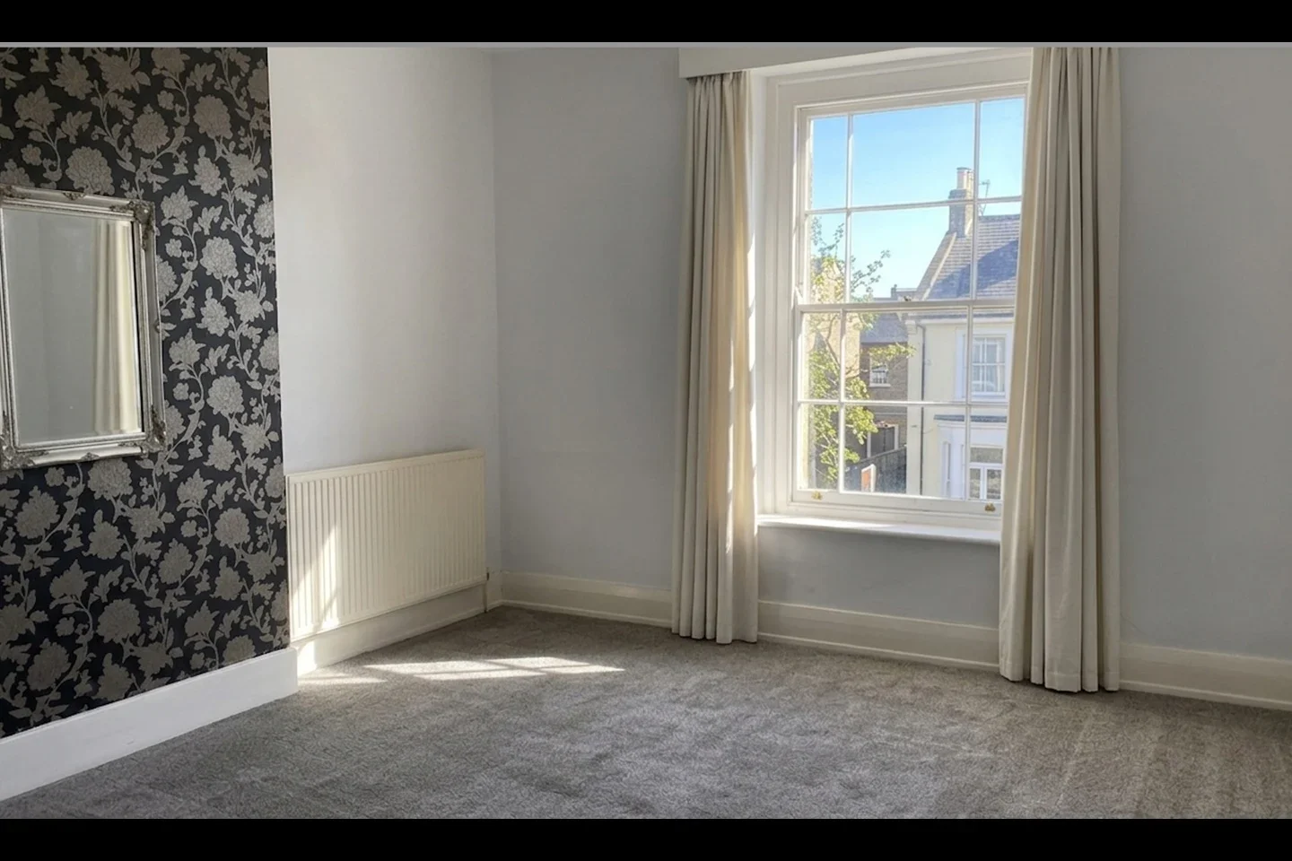 Room Belgrave Road in Bristol