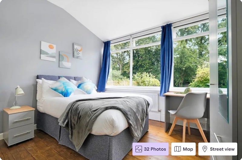 Room Elers Road in Greater London