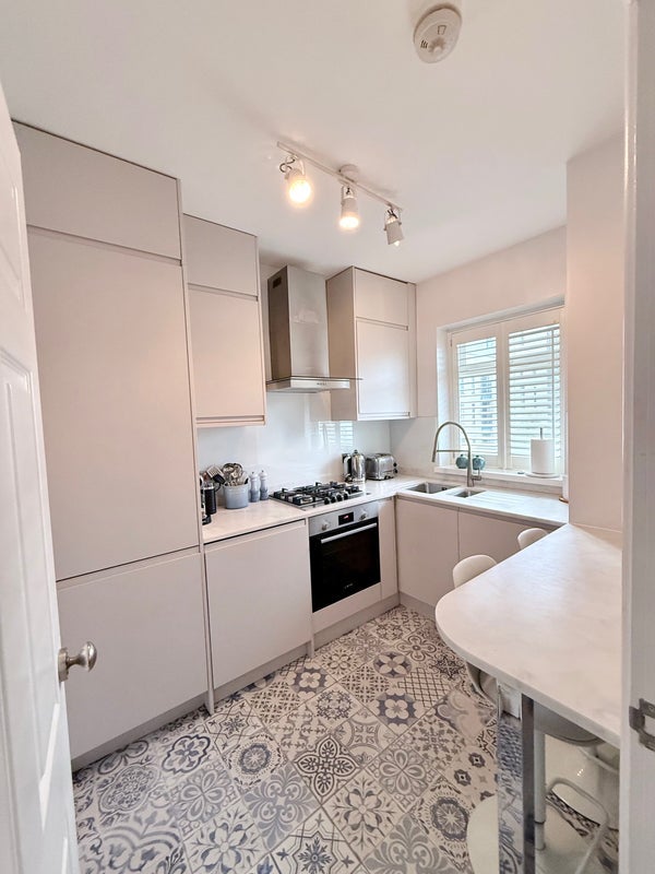 Flat Congreve Street in Greater London