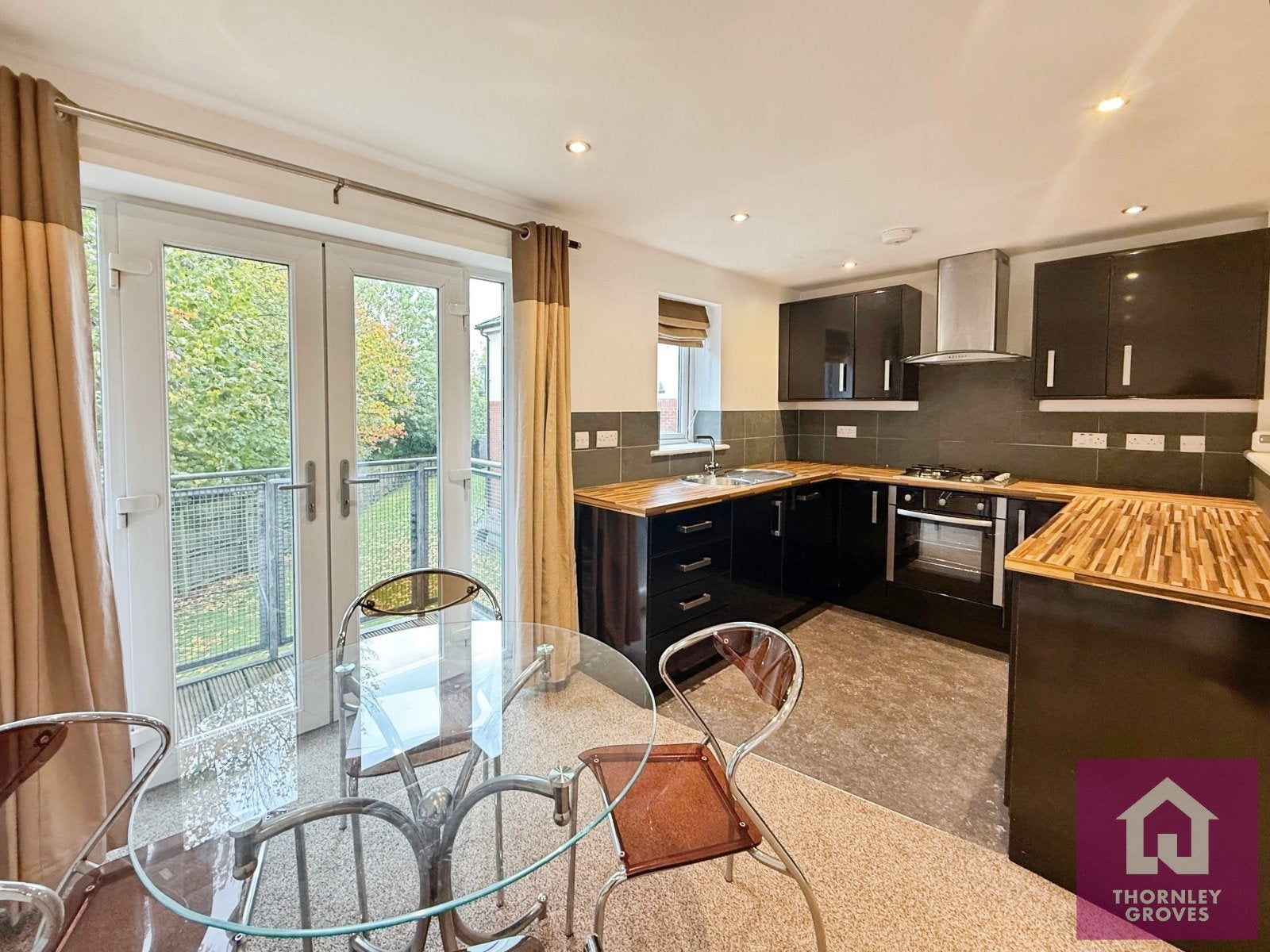 Flat Cumberland Avenue in Salford