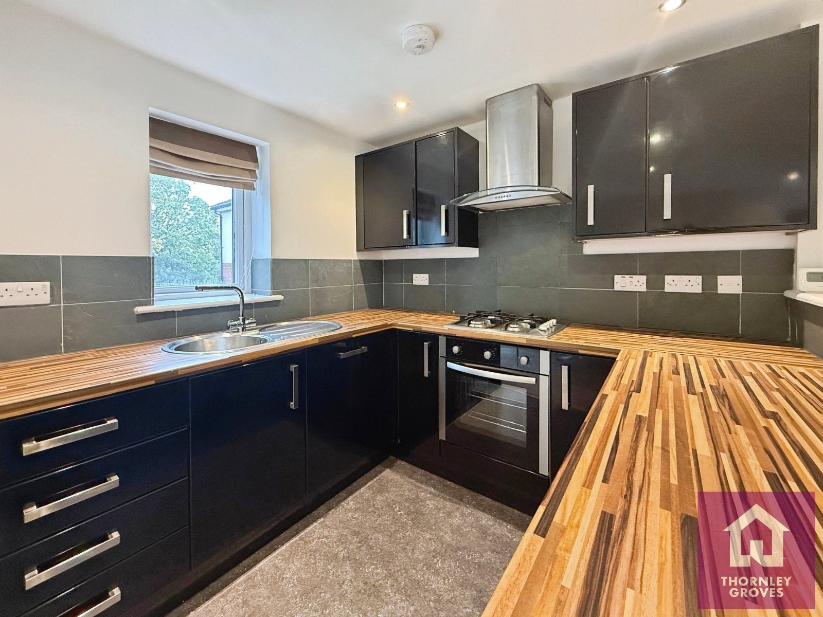 Flat Cumberland Avenue in Salford