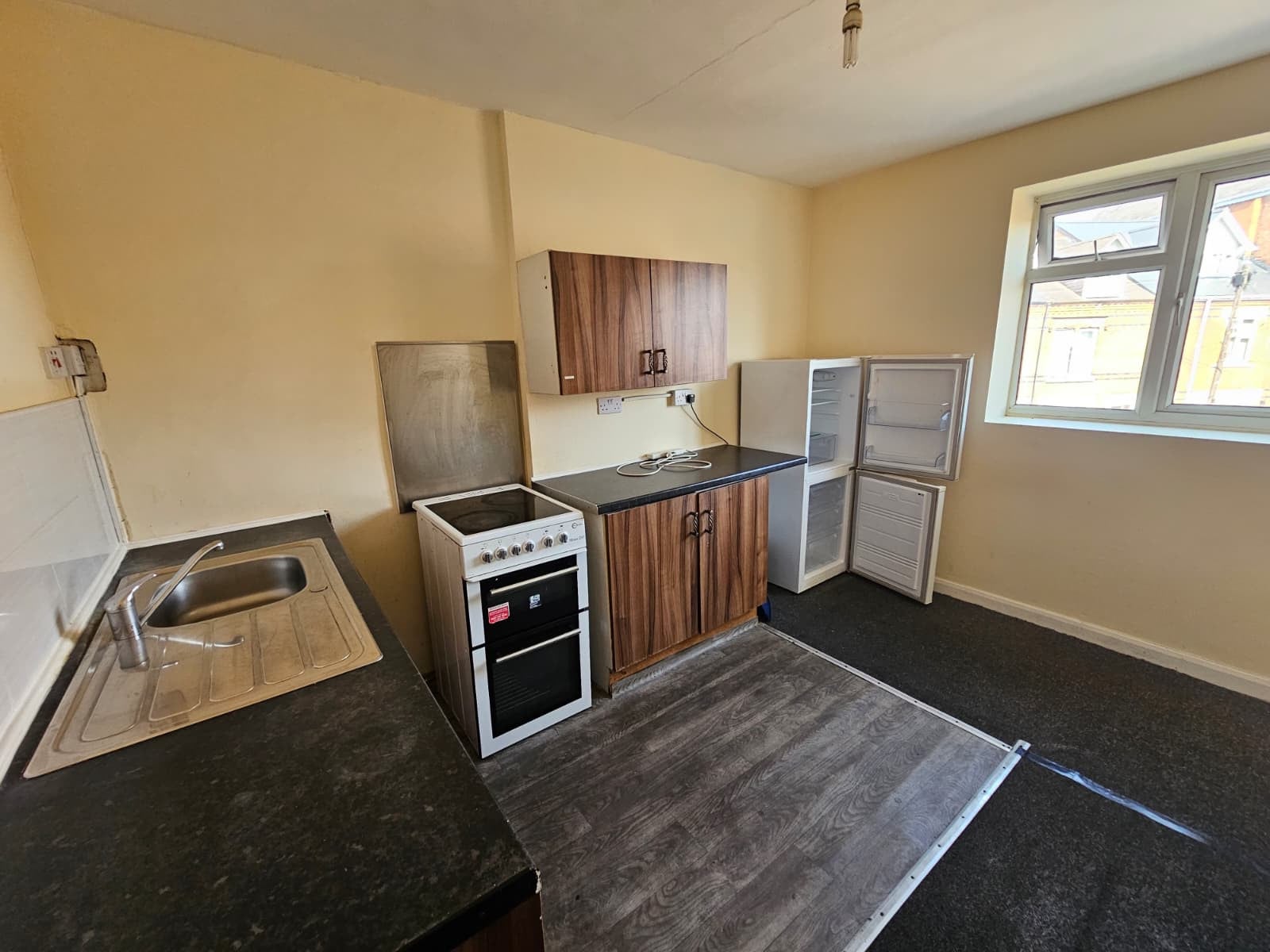 Flat Granby Avenue in Leicester