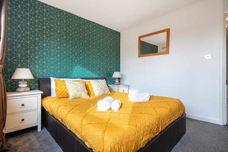 Room Garrick Close in Greater London